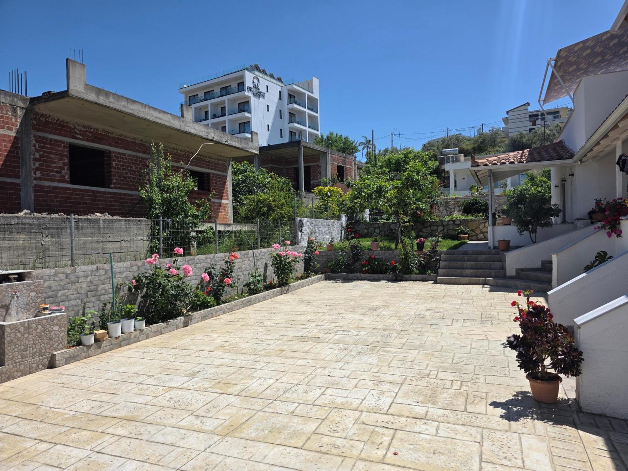 Guesthouse Veliaj Ksamil Esterno foto