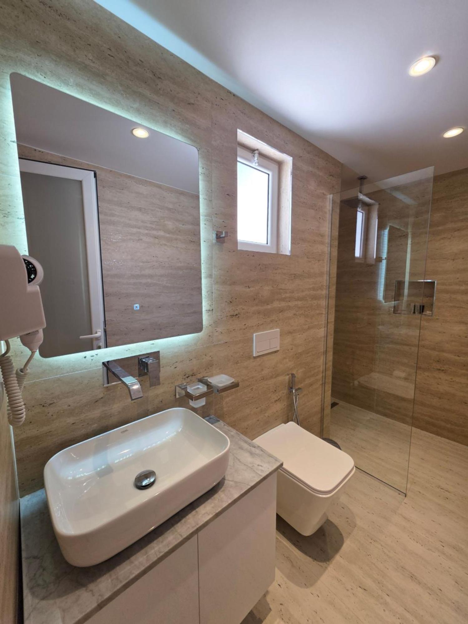 Guesthouse Veliaj Ksamil Esterno foto